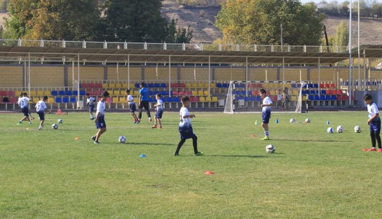 ТҮРКІСТАН: ТӨЛЕБИ АУДАНЫНДА СПОРТТЫҚ НЫСАНДАР БОЙ КӨТЕРЕДІ