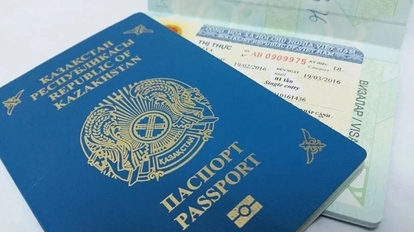 Шымкент: Шетелге виза аштырамыз деп, ақшаларынан айырылды