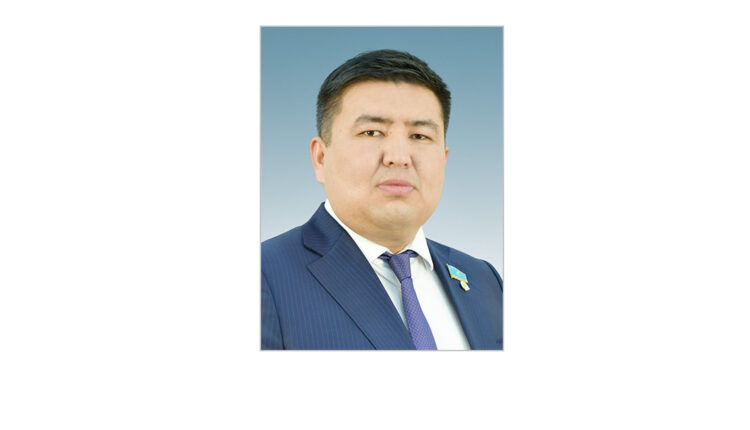Елнұр Бейсенбаев, Мәжіліс депутаты:  Министрлікте басшы ауысқан сайын реформа жасайды